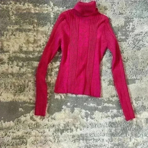 90s Hooked Up Turtleneck L (must be bundled with another item) - Picture 1 of 5